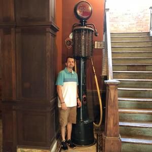 Meet your Posher, Lee